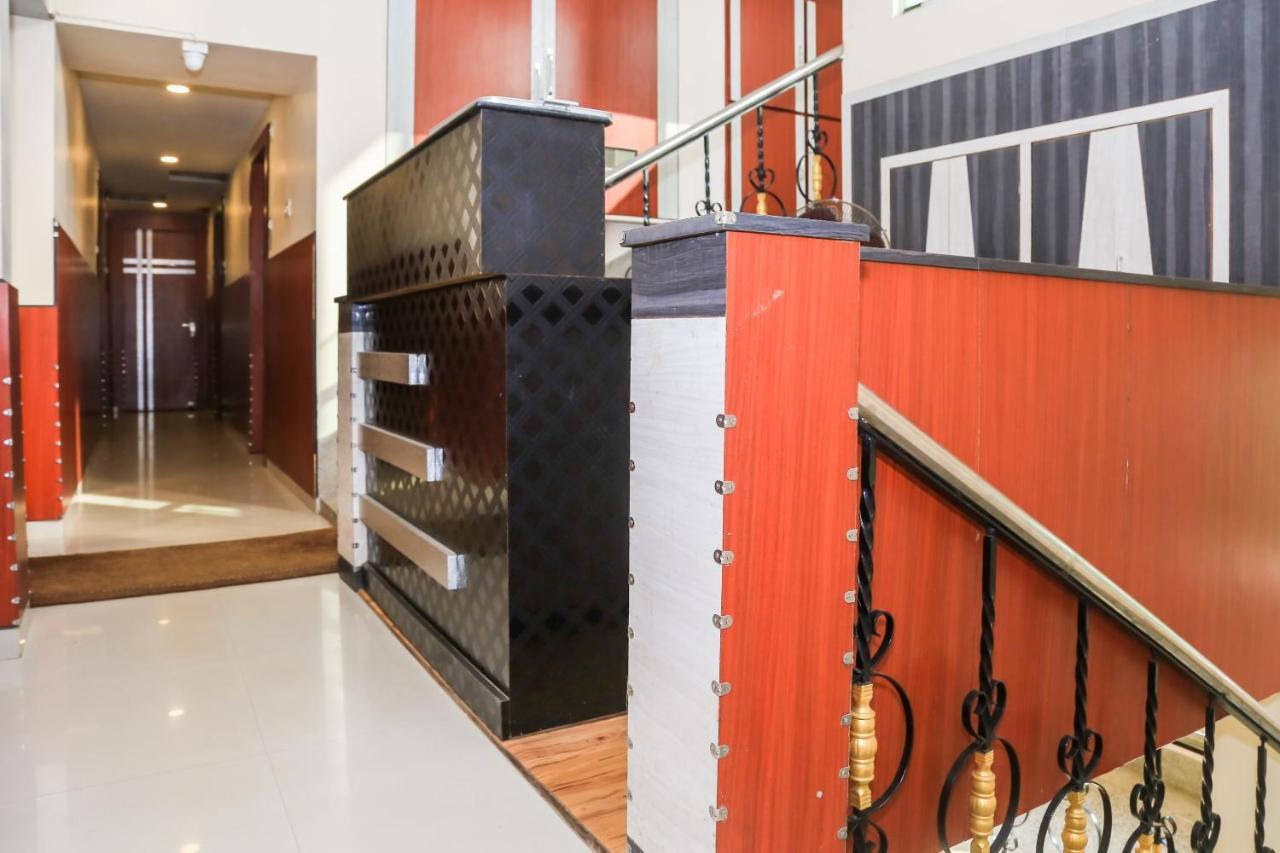 Oyo Hotel Executive Inn Agartala Exterior foto