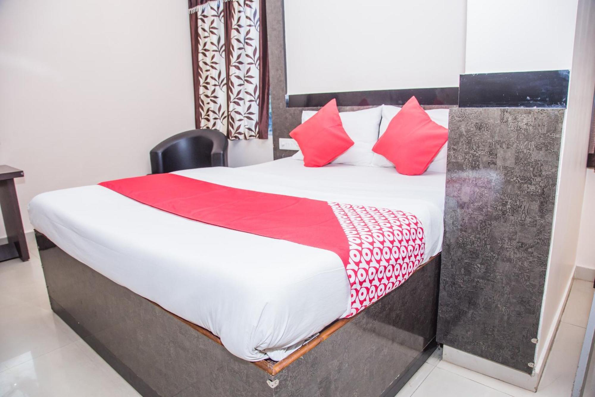 Oyo Hotel Executive Inn Agartala Exterior foto